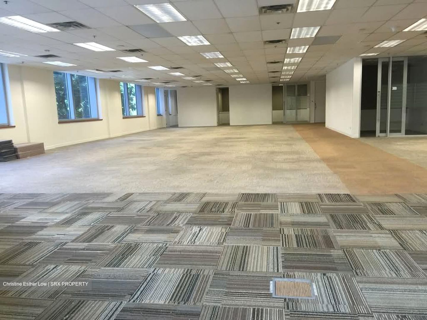 The Luxe (D9), Office #570035431